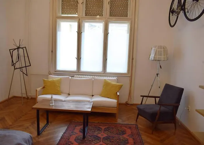 Cosy Just Next To Parliament Appartement
